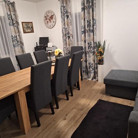 Bed and Breakfast Mare Vrlika Esterno foto