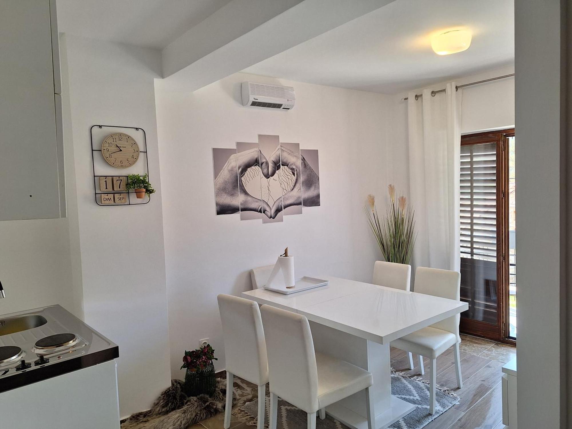 Bed and Breakfast Mare Vrlika Esterno foto